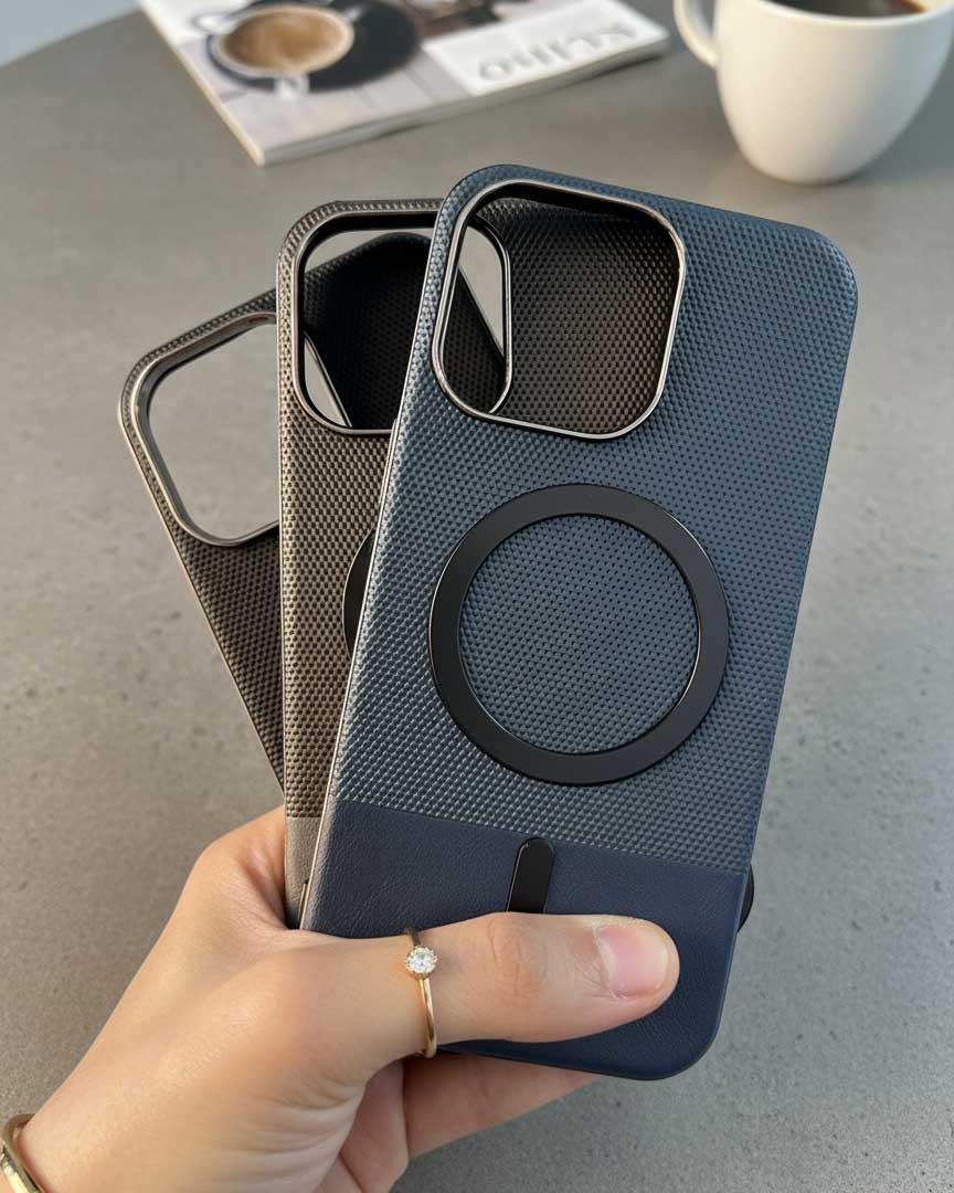 Luxury Design Electroplated PC Hard PU Case for iPhone 16 Pro Max - Black