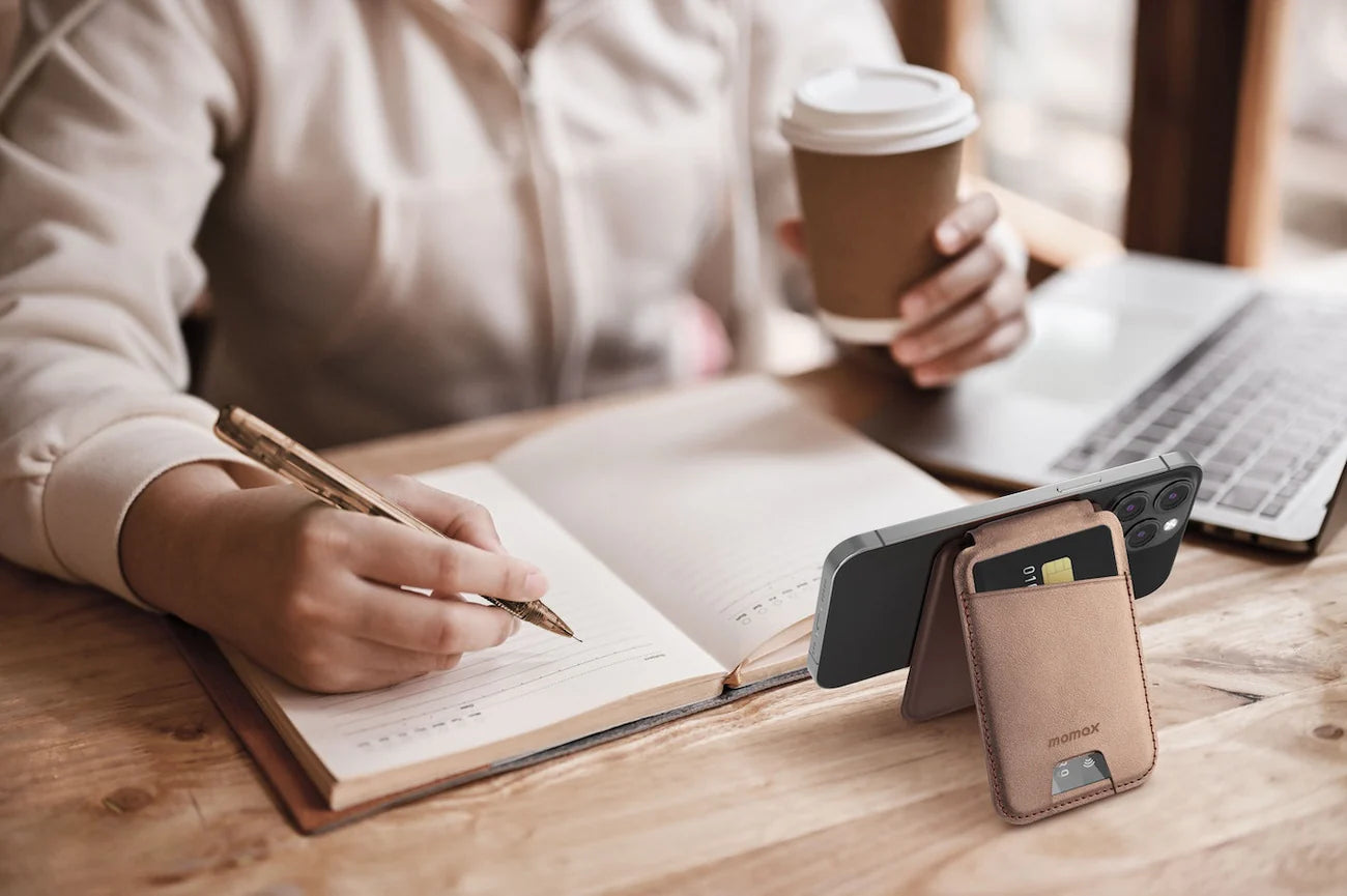 Momax 1-Wallet | Magnetic Card Holder With Stand - Sandstone