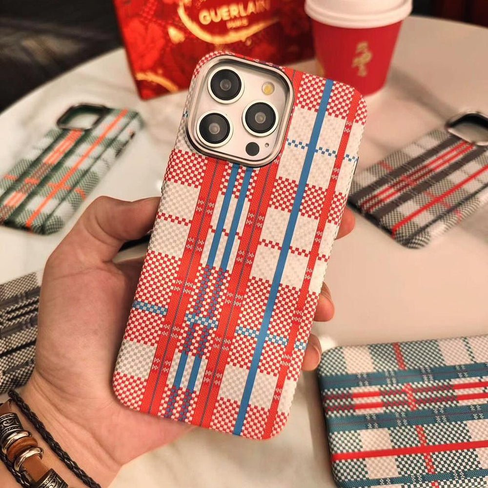 FreeAir Premium Carbon Fiber MagSafe Case for iPhone 15 Pro Max - TecHub