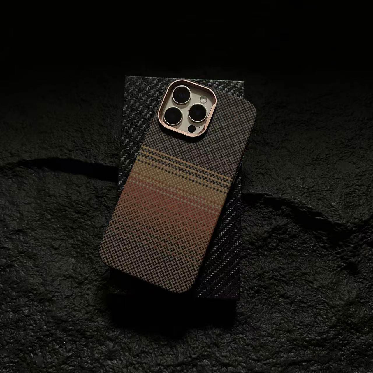 FreeAir MagSafe Carbon Design Case for iPhone 16 Pro Max