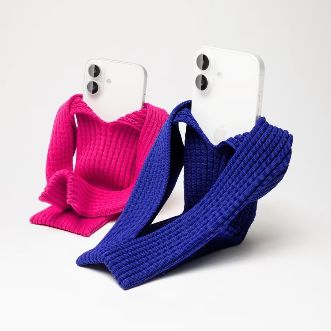 Blue TecHub trendy phone sling bag, 80 cm compact crossbody holder, with adjustable strap and sleek design.