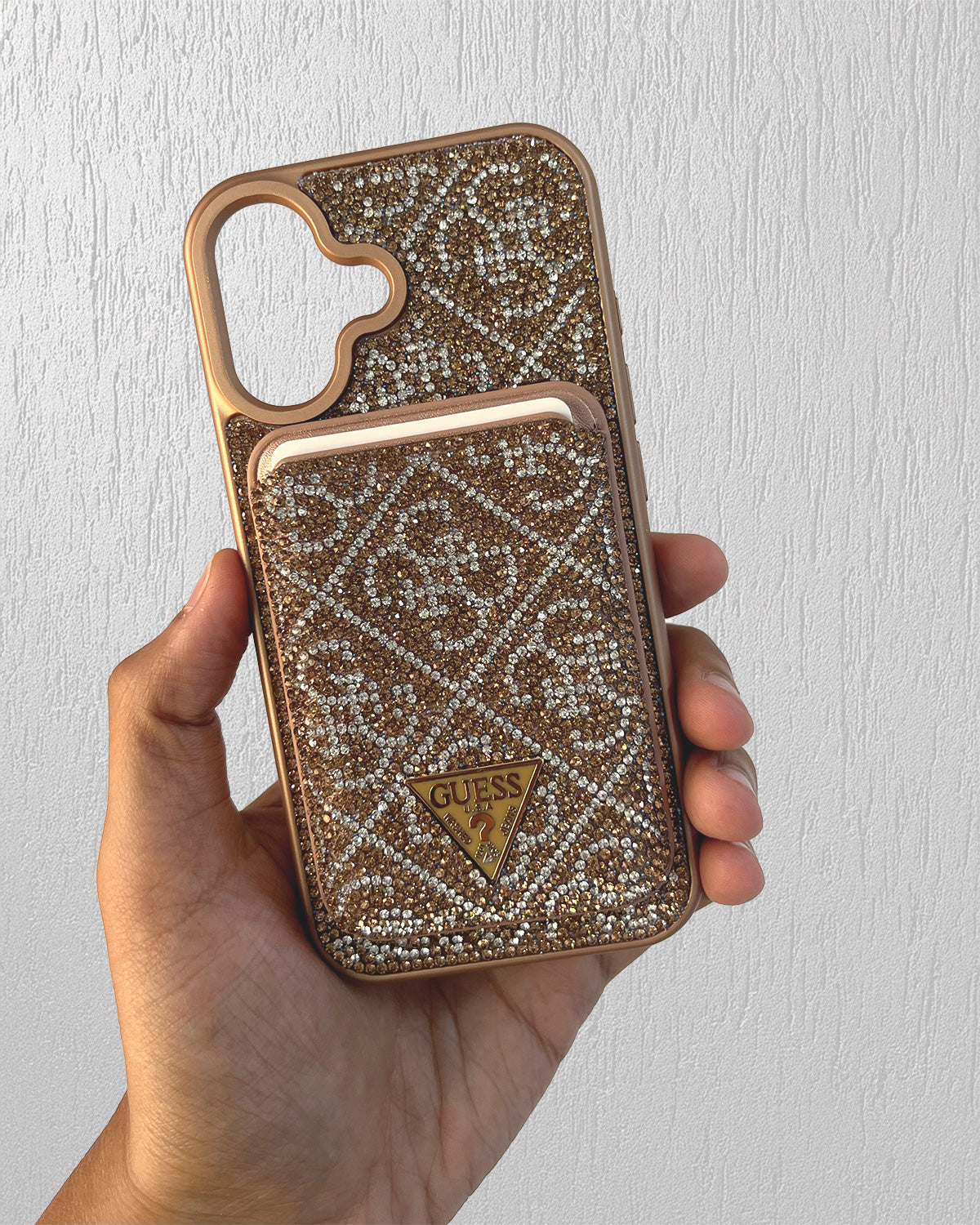 Guess Luxury Strass Case with MagSafe Wallet for iPhone 16 - Gold