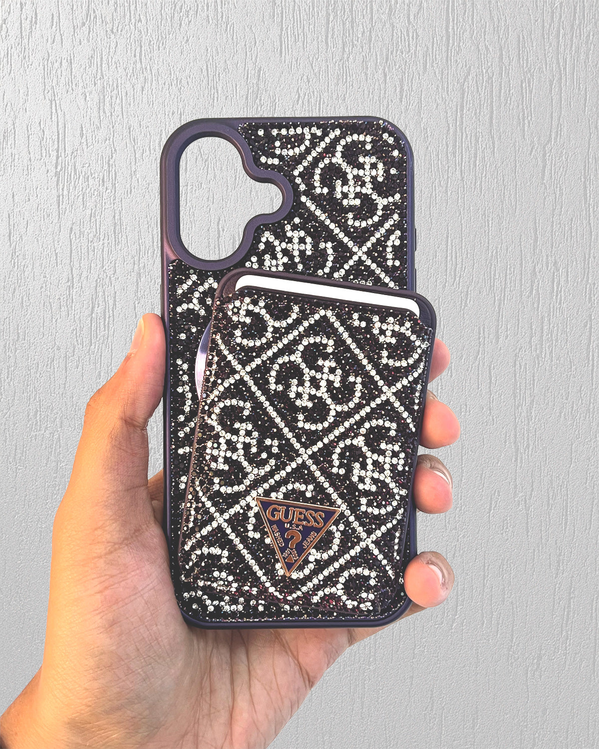 Guess Luxury Strass Case with MagSafe Wallet for iPhone 16 - Purple