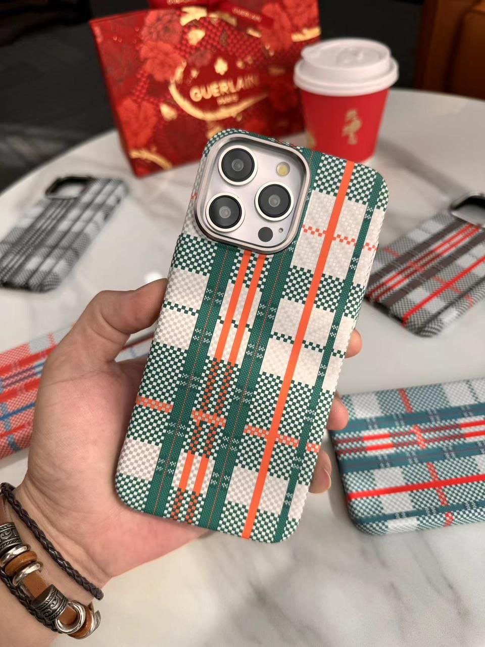 FreeAir Premium Carbon Fiber MagSafe Case for iPhone 15 Pro Max - TecHub