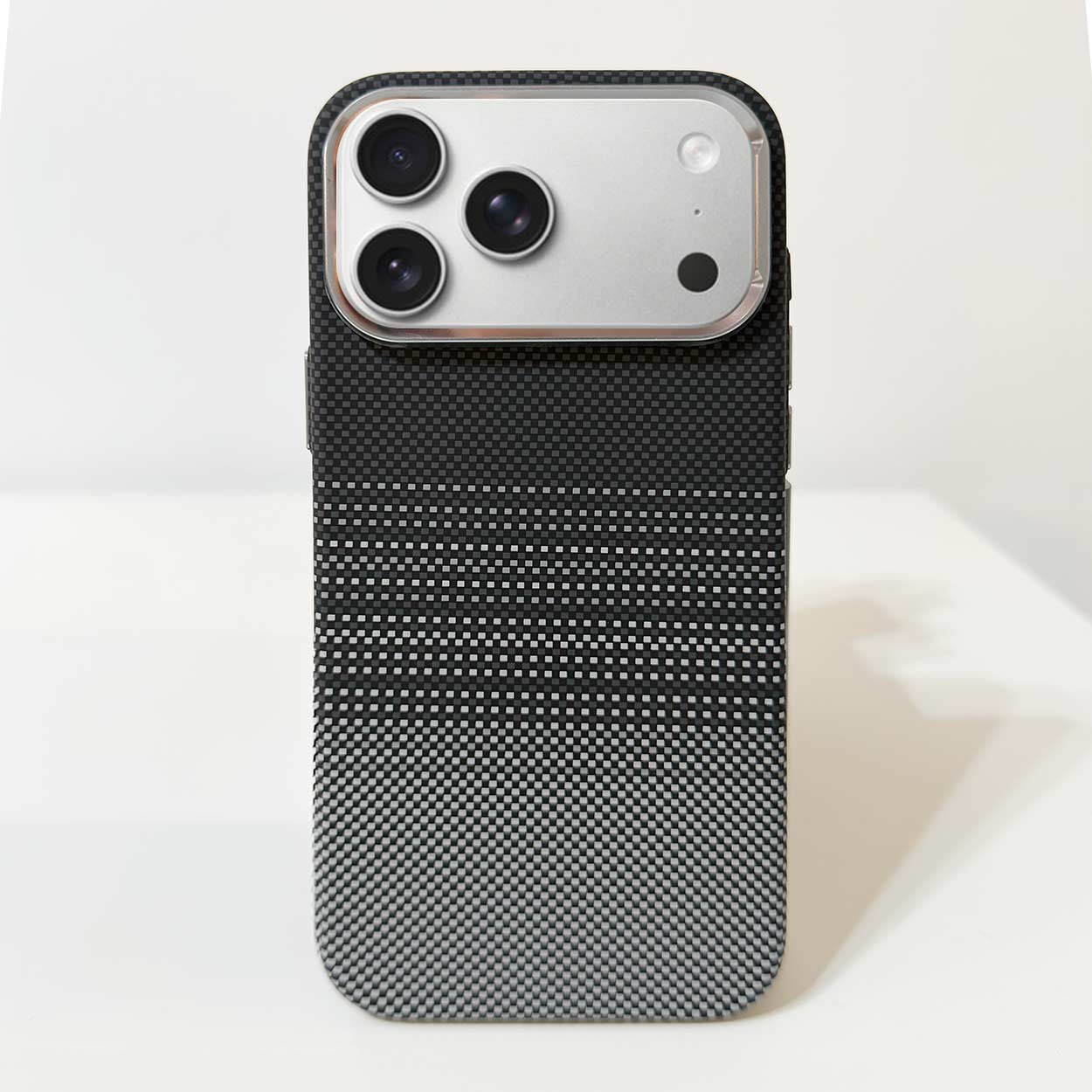 FreeAir MagSafe Carbon Premium Design Case for iPhone 17 Pro Max