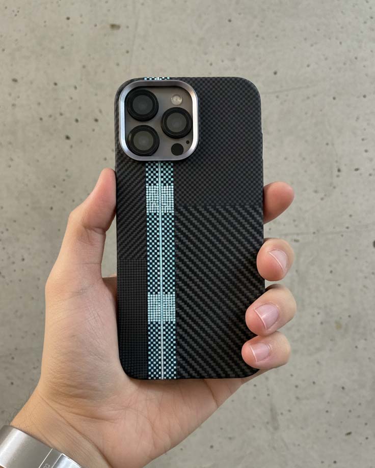 FreeAir MagSafe Carbon Fiber Design Case for iPhone 16 Pro Max - Grey / Blue