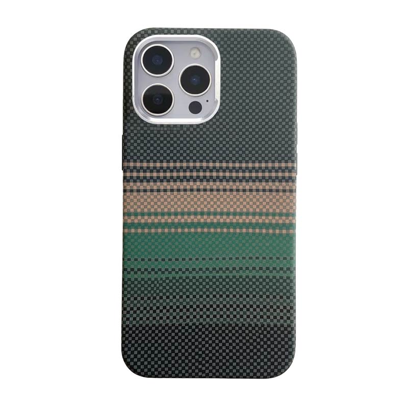 TecHub FreeAir MagSafe carbon design case on iPhone 16 Pro Max, showcasing slim profile and textured black finish.