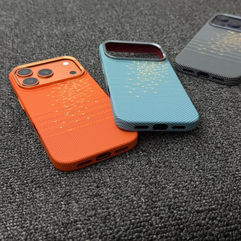 Lanex Luxury Carbon Fiber Pattern Magnetic With Metal Buttons Case for iPhone 17 Pro Max