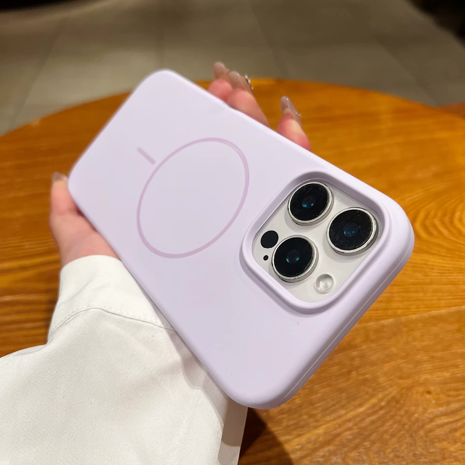 Magnetic Liquid Silicon Case for iPhone 16 Pro Max - Purple