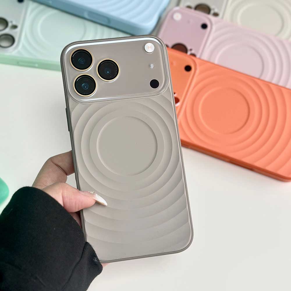 VAWI Wave Pattern Design Liquid Silicone Case Window Lens for iPhone 17 Po Max