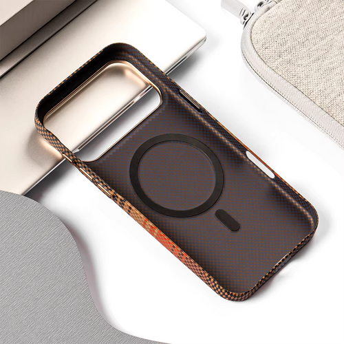 TecHub FreeAir MagSafe carbon design case for iPhone 16 Pro Max, showcasing slim, protective black case with textured finish