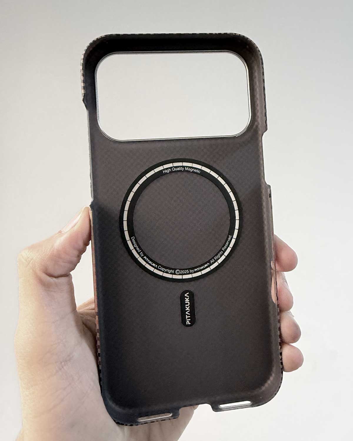 Pitakuka Ultra-Slim Tactile Woven Case for iPhone 17 Pro Max - Gold