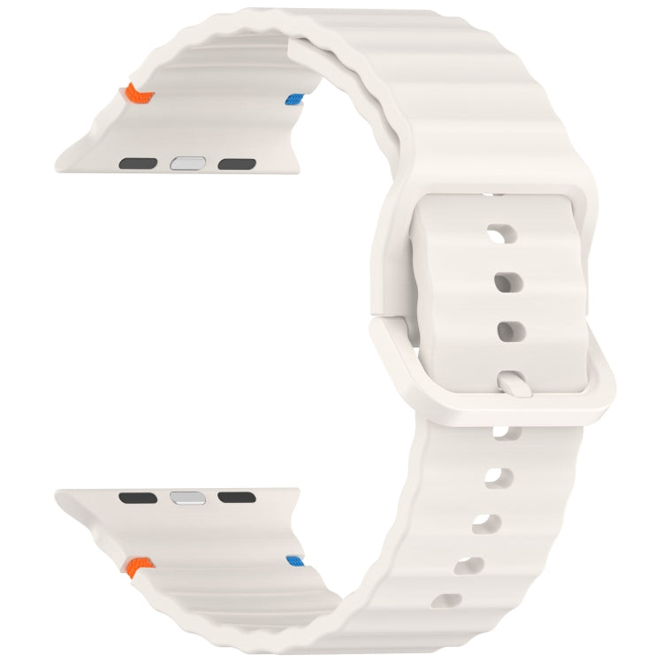 Wavy Grain Stitched Silicone Band for Apple Watch 42/44/45/46/49 mm - Starlight