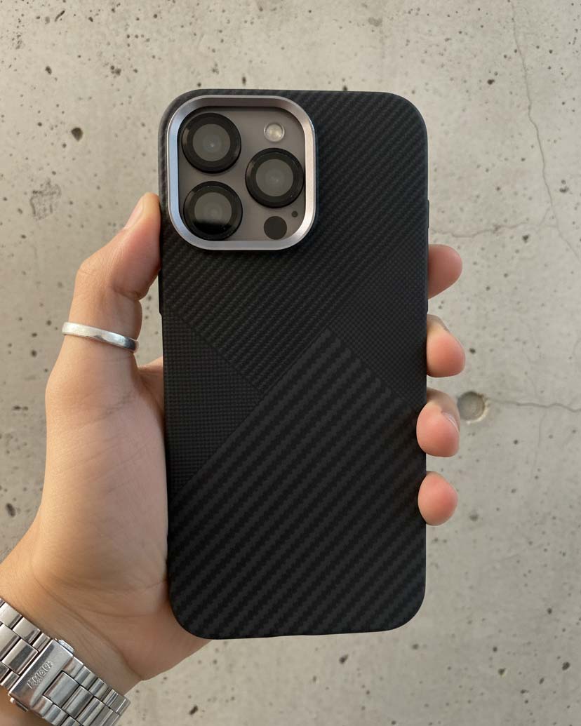 FreeAir MagSafe Carbon Fiber Design Case for iPhone 16 Pro Max - Black/Grey