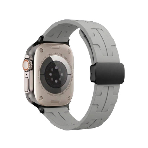 Magnetic silicone watch strap for Apple Watch 42mm to 49mm, TecHub case with adjustable magnetic closure.