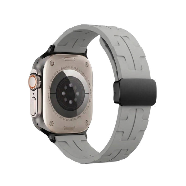 Magnetic silicone watch strap for Apple Watch 42mm to 49mm, TecHub case with adjustable magnetic closure.
