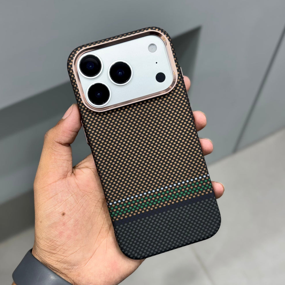 LUXO Life MagSafe Carbon Fiber Design Case for iPhone 17 Pro Max - Gold/Green