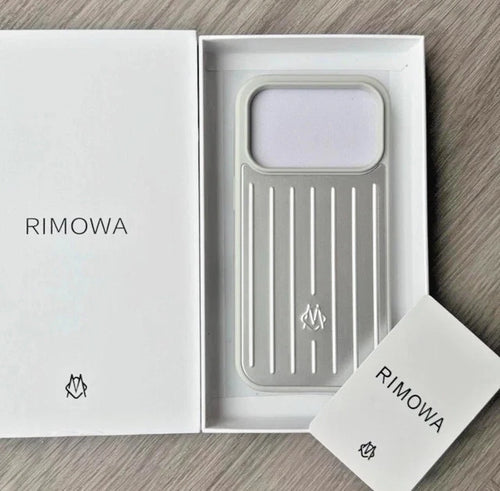TecHub RIMOWA iPhone 17 Pro Max aluminium silicone case, slim protective cover with smooth black finish, no MagSafe.